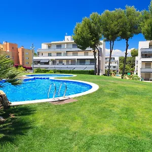 uhc-salou-villa-family-complex.top-hotels-tarragona.com/